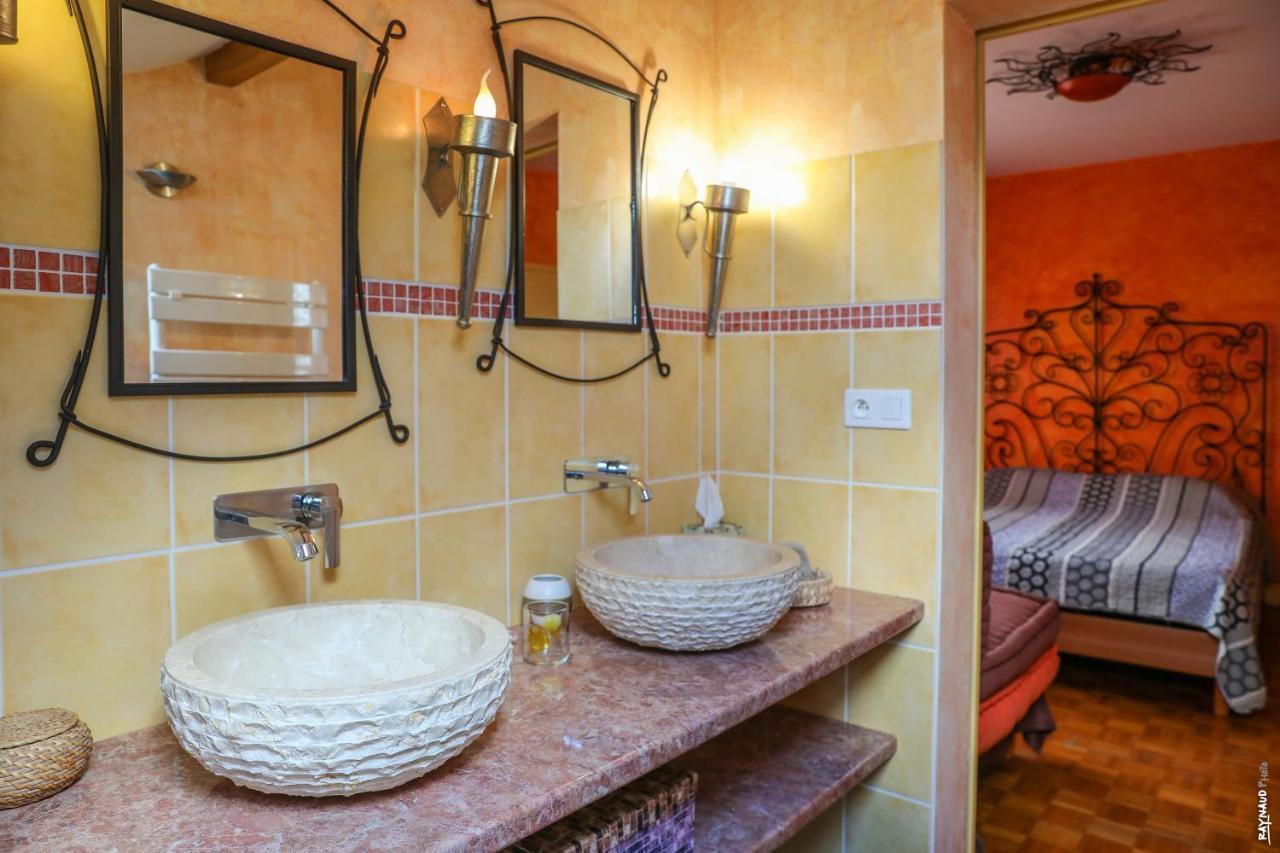 Bed and Breakfast Le Nid De L'Ecureuil Brens  Esterno foto