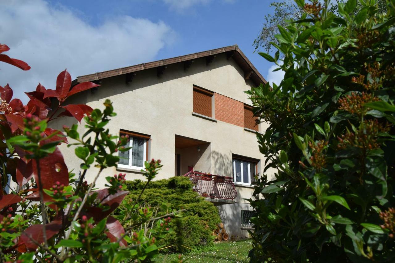 Bed and Breakfast Le Nid De L'Ecureuil Brens  Esterno foto