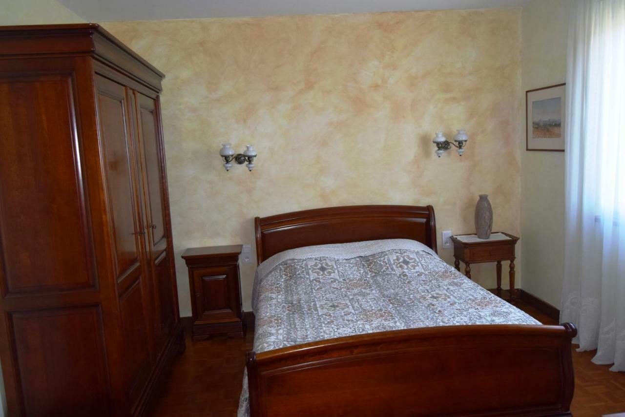 Bed and Breakfast Le Nid De L'Ecureuil Brens  Esterno foto
